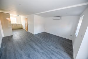Carpenter Close